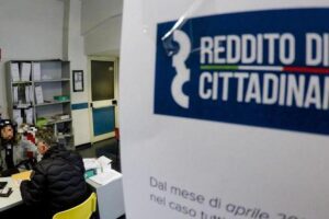 Catania, la mafia con il reddito di cittadinanza: 76 denunciati appartenenti ai clan