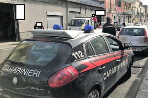 Catania, la marijuana era nascosta tra le bombole di gas: 24enne arrestato in flagranza