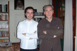 Battiato: “Minchia, tutti i miei dischi hai?”. Quando Alessio conobbe il Maestro assieme a Sgalambro