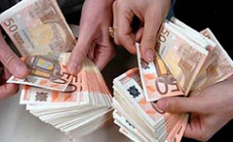 Mafia, Procura Catania ordina sequestro di 38 agenzie scommesse e 30 mln: indagate 65 persone