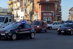 Paternò, Operazione ‘Sotto Scacco’: nel blitz coinvolti gioiellerie e titolare di azienda ortofrutticola