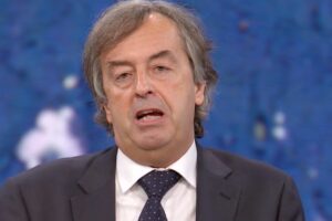 Covid, Burioni: “Vicenda ‘mix vaccini’ gestita in maniera catastrofica”