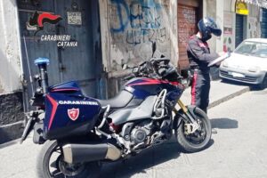 Catania, 38enne di Biancavilla aggredito dalla sua ex che fa la finta vittima e chiama i Carabinieri