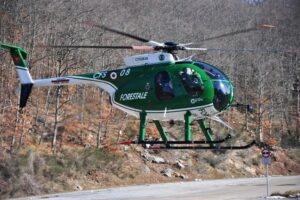 Adrano, in contrada 'Marina' delle Vigne incendio di vaste proporzioni: in azione anche mezzi aerei della Forestale