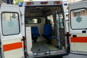 Tenta di ammazzare la moglie poi si suicida lanciandosi nel vuoto: è successo a Taranto