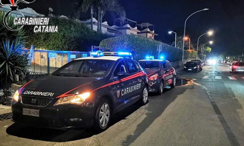 Ad Acireale e Aci Castello un arresto per furto aggravato e un lido chiuso per inosservanza norma anticovid