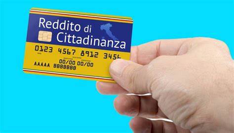 Agrigento, denunciati 70 indebiti percettori di reddito di cittadinanza: autocertificazioni irregolari