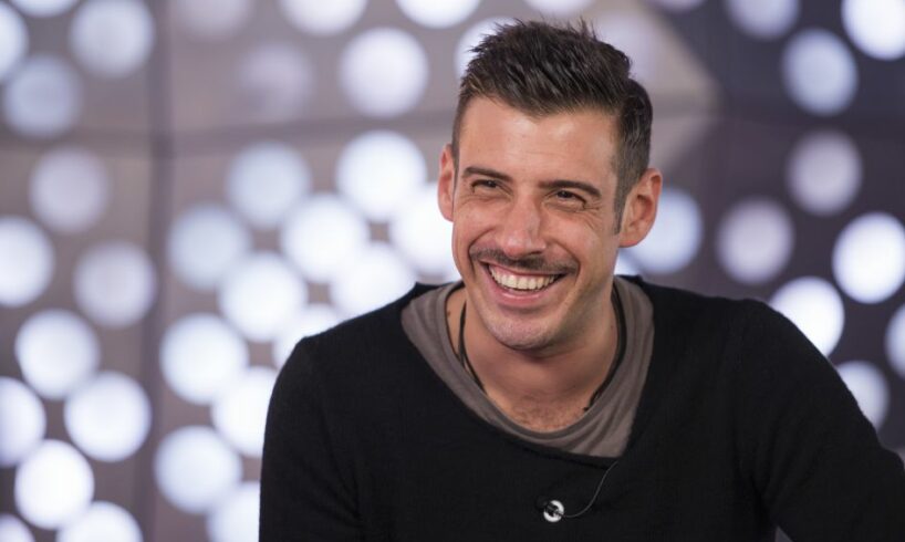 Gabbani vola ad Amburgo per un’operazione alle corde vocali: “Non vedo l’ora di tornare”