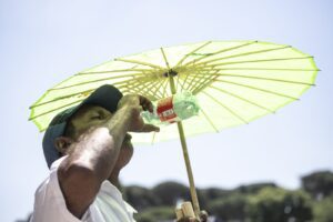 Caldo, Catania è tra le 8 città italiane da bollino rosso: rischio ondate di calore