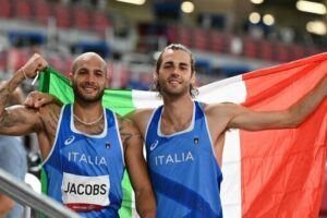 Tokyo 2020: “Ciao mondo, siamo i due campioni olimpici”. Italia nella storia grazie a Jacobs e Tamberi