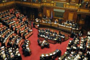 Giustizia, doppia fiducia alla Camera sulla riforma: dopo il voto finale passa al Senato