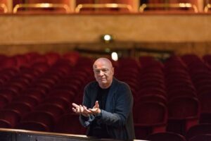 Addio al ballerino e coreografo Micha Van Hoecke: incantò i teatri siciliani