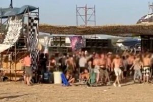 Rave Party, sgombero tardivo delle forze dell’ordine alla festa sul lago di Mezzano: andati via quasi tutti i partecipanti