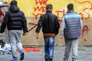 Paternò città abbandonata: la mancanza di spazi e idee genera le baby-gang