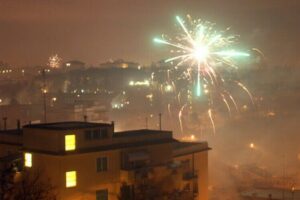 Catania, in città ancora fuochi d’artificio non autorizzati: denunciate 3 persone. Saitta (M5S) presenta interrogazione al ministro