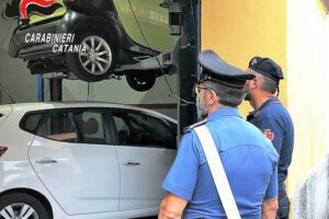 Catania, sicurezza sul lavoro: militari ‘revisionano’ officine del quartiere Picanello