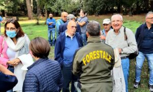 Bronte, il sindaco escursionista alla (ri)scoperta del rifugio ‘La nave’: “Una perla fra querce e castagni”