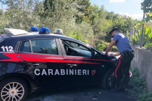 Caltagirone, rubavano mezzi agricoli in un’azienda di c.da Balchino: 43enne arrestato, si cercano due complici