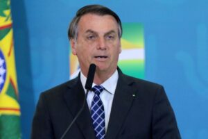 Brasile, commissione Senato accusa Bolsonaro di crimini contro l’umanità sulla gestione della pandemia