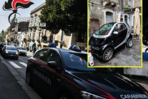 Catania, sorpreso mentre monta i cerchi rubati sulla propria auto: 34enne denunciato