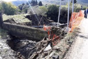 Bronte, i danni del maltempo ammontano a 3 mln: timori per il ponte di c.da Cantera che porta a Cesarò