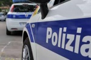 Catania, Polizia Locale mette i sigilli a discoteca abusiva in via Scuto Costarelli: sanzioni per 9400 euro