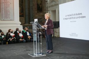 Catania, la senatrice a vita Cattaneo omaggia la Levi Montalcini all’inaugurazione dell’anno accademico universitario