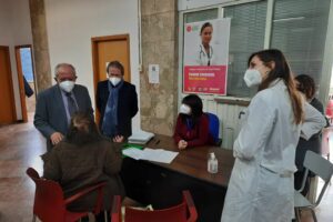 Catania, aperto al pubblico l’hub vaccinale di via Pasubio. Liberti: “Target 5-11 anni lontano dagli obiettivi”