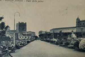 Adrano, in una foto la storia della città: la Villa, il grano e la grandezza di Padre Bascetta