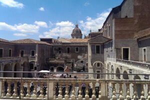 Catania, Castello Ursino e Palazzo Platamone aperti ai visitatori per l’intera giornata: oggi e domani