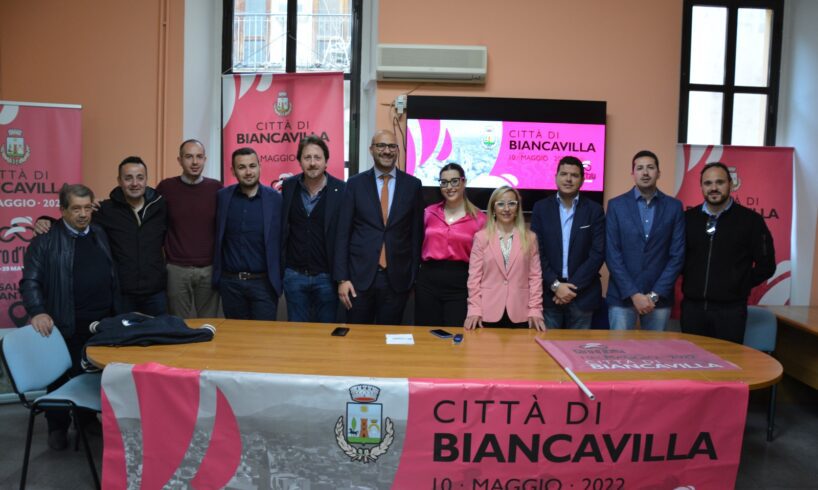 Biancavilla, martedì il passaggio del Giro d’Italia. L’assessore regionale Messina: “È una festa dello sport che promuove il territorio”