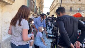 A Noto i bambini malati dentro il set di una serie tv: grazie al ‘Sicilia Shrine Club’ che ha sede a Catania