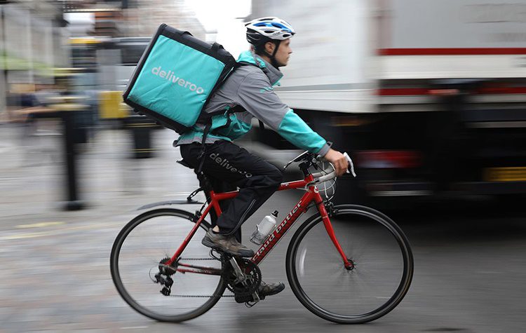 Food, Deliveroo arriva in 30 città del Sud e nelle principali città costiere siciliane