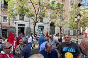 Catania, protesta dei lavoratori dei consorzi di bonifica: gravi ritardi negli stipendi