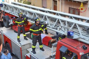 Catania, turni massacranti fino a 36 ore per i Vigili del Fuoco: protesta nella caserma di via Beccaria