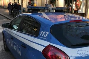 Catania, controlli per il rispetto della legalità: Polizia nel quartiere San Cristoforo