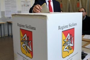 Sicilia al voto, si vota soltanto domenica 25: lunedì lo scrutinio. Possibile il voto disgiunto