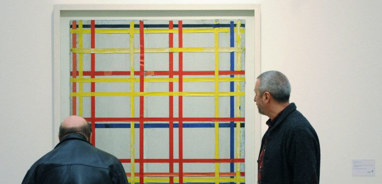 New York, il quadro di Mondrian appeso al contrario per 77 anni: a scoprirlo un artista italiano