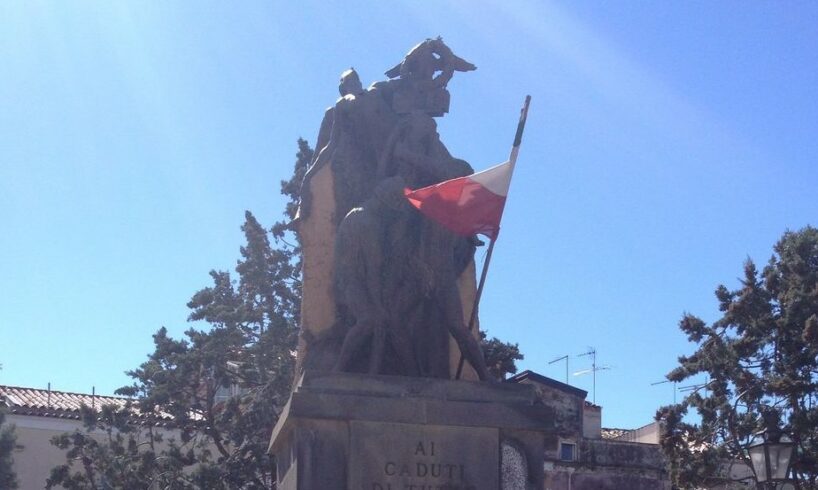 Adrano: “Il Monumento ai Caduti torni nella Villa comunale”. L’annuncio del sindaco Mancuso