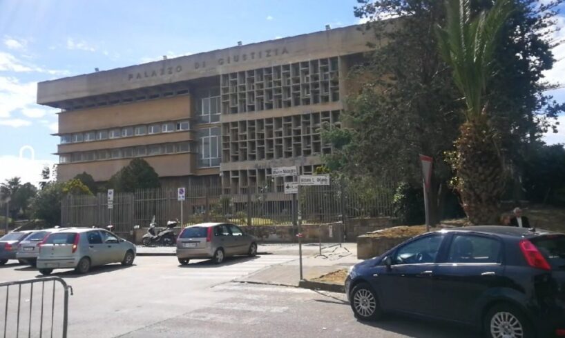 Caltagirone, Gip convalida l’arresto e dispone i domiciliari per il giovane che ha ucciso lo zio