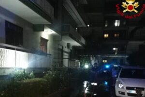 Tremestieri Etneo, un morto dopo incendio in via Pietra dell’Ova: al vaglio diverse ipotesi