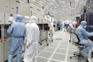 Catania, StMicroelectronics investe 730 mln per nuovo impianto: creerà 700 nuovi posti di lavoro