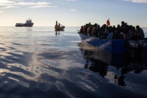 Migranti, portavoce Ue: “Cittadini di paesi terzi in acque territoriali possono presentare domanda di asilo”