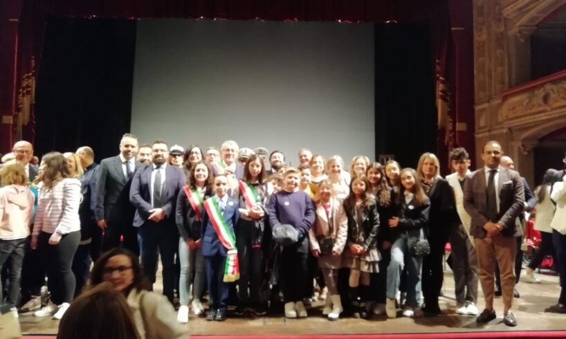 Catania, al ‘Bellini’ consegnate le medaglie ai comuni della “Resistenza Etnea” durante il secondo conflitto mondiale