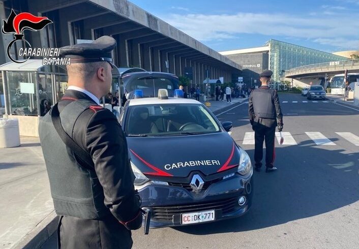 Catania, controlli sugli abusivi del ‘noleggio con conducente’: 9 autisti denunciati per esercizio abusivo