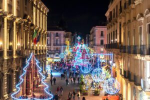 Sondaggio eDreams, Catania tra le più gettonate tra le destinazioni di Natale: batte Parigi e Londra