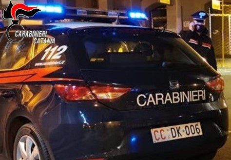 Catania, donna di 35 anni ai domiciliari a passeggio nel quartiere San Cristoforo: nuovi arresti casalinghi