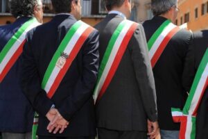 Anci Sicilia: “Mancato intervento nel bilancio statale porterà altri Comuni al dissesto. Governo e Parlamento intervengano”