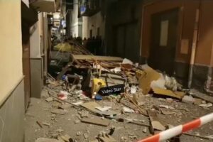 Adrano, esplode bombola in via Vittorio Emanuele: feriti due extracomunitari