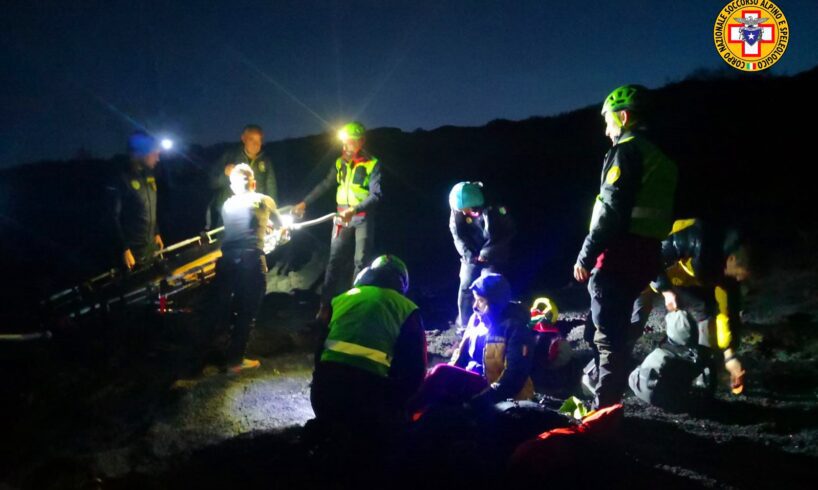 Etna, escursionista messa in salvo dal Soccorso Alpino: si era infortunata sul versante nord